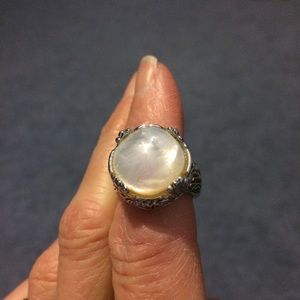 Vintage opal stone ring.